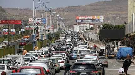 Cars queue