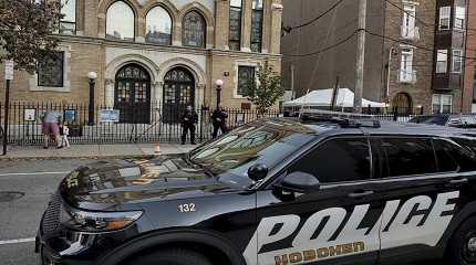 Hoboken Police outside the United Synagogue