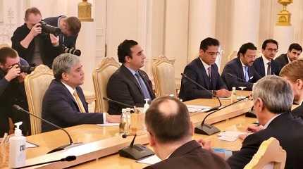 Bilawal Bhutto Zardari talks with Sergey Lavrov