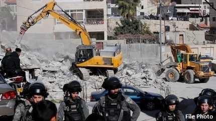 Israel demolishes Palestinian home