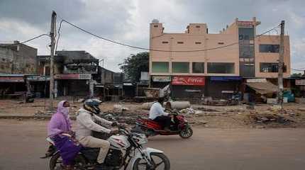 burnt shops clashes between Hindus and Muslims