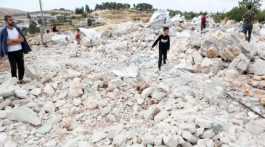  Israel demolishes Bedouin homes