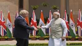 Narendra Modi with Boris Johnson