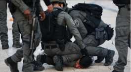 Israeli soldiers arrest