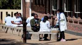 Zimbabwean medical workers