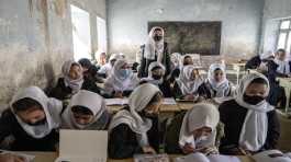 Afghan school girls