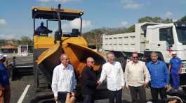 Cuba receiving construction equipment from the Chinese