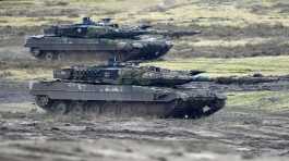 Leopard 2 tanks,.