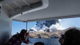 volcanic eruption on White Island