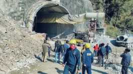 tunnel under construction collapse
