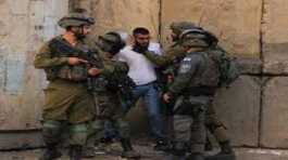 Israeli army arrested Palestinians