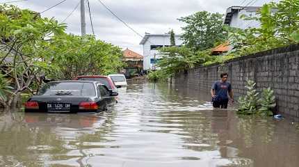 heavy rain in Indonesia