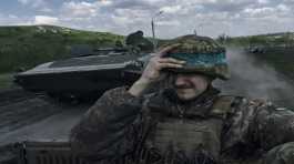 Ukrainian soldier .,