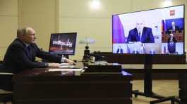 Vladimir Putin chairs a meeting on economic issues