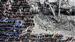 Gazans prayer at bombed mosque